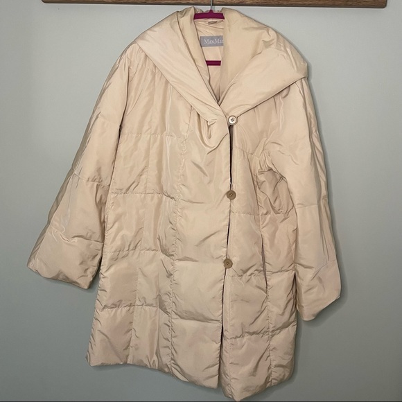 EUC MaxMara Puffer Jacket. US 6. - Picture 2 of 5